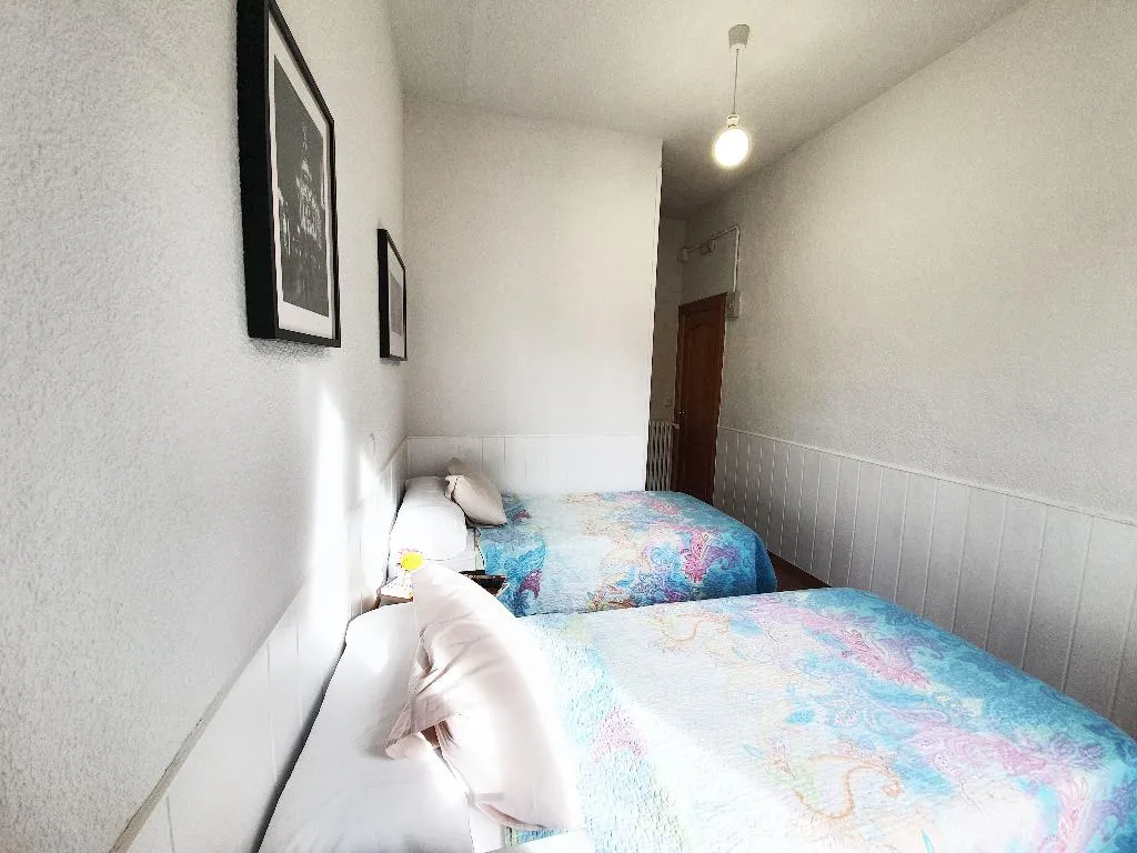 TWIN STANDARD Room, Hostal Alicante, Madrid