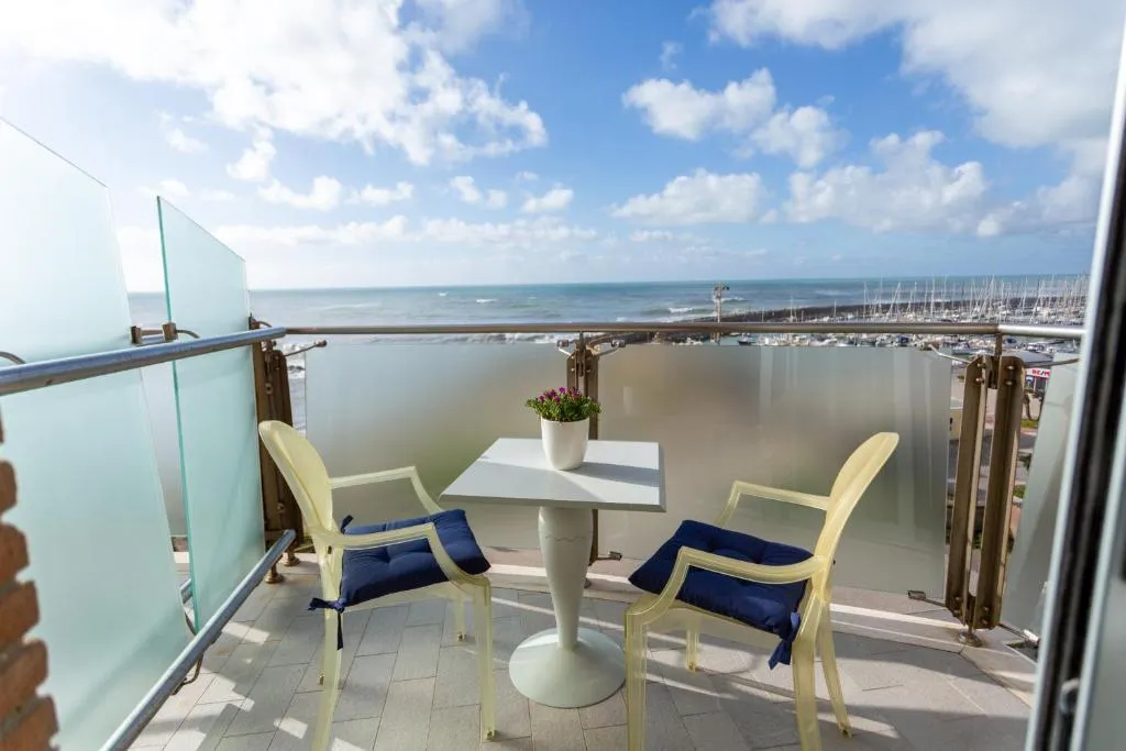 Double or Twin SEA VIEW WITH BALCONY Room, Smy Aran Blu Roma Mare, Rome
