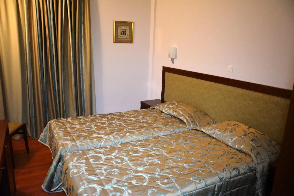 Room, Olympos, Santorini