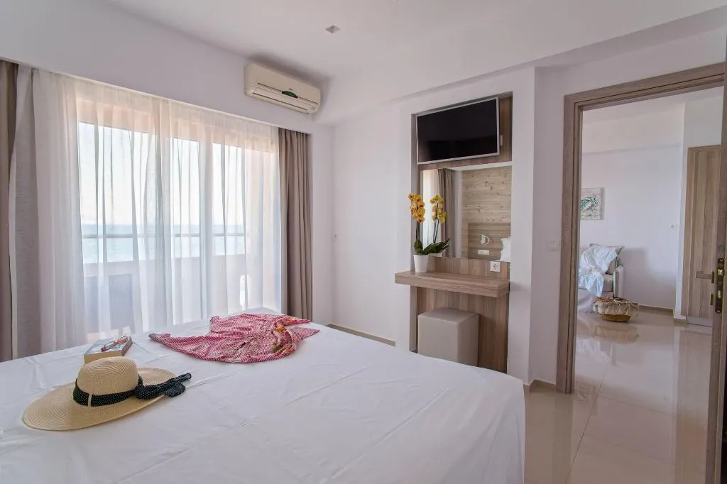 Room, Orpheus Studios, Kos