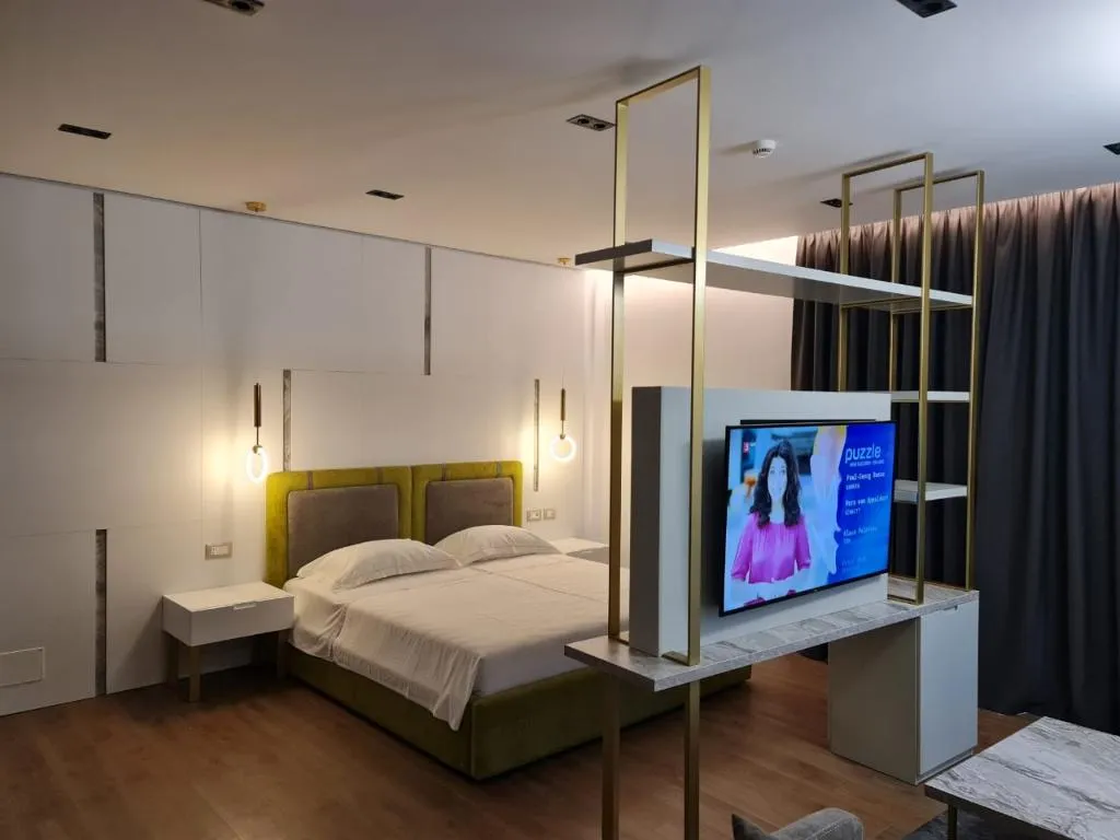 SUITE LUXURY Room, Hotel Regina City, Kavaje