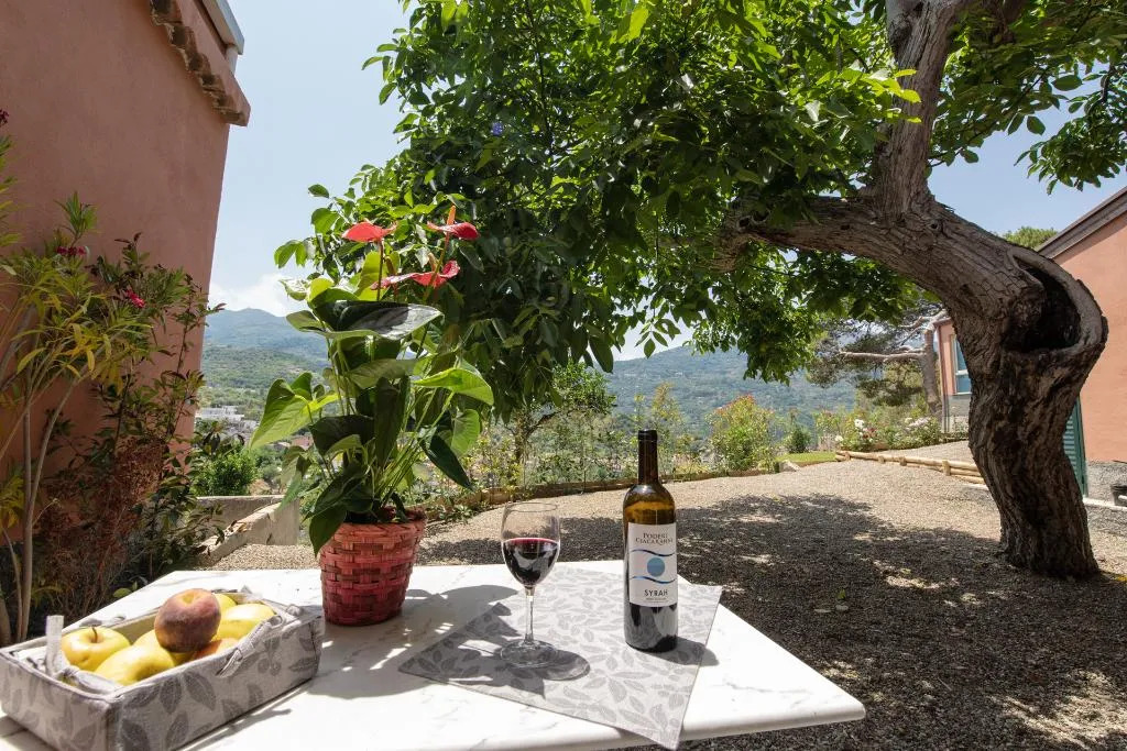 VILLA STANDARD Room, Residenza Il Segreto, Catania