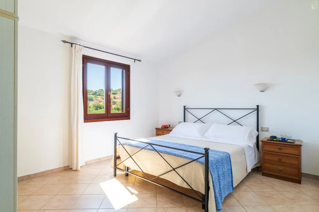 APARTMENT CAPACITY 4 Room, Residence Oasi e Oasi Blu, Olbia