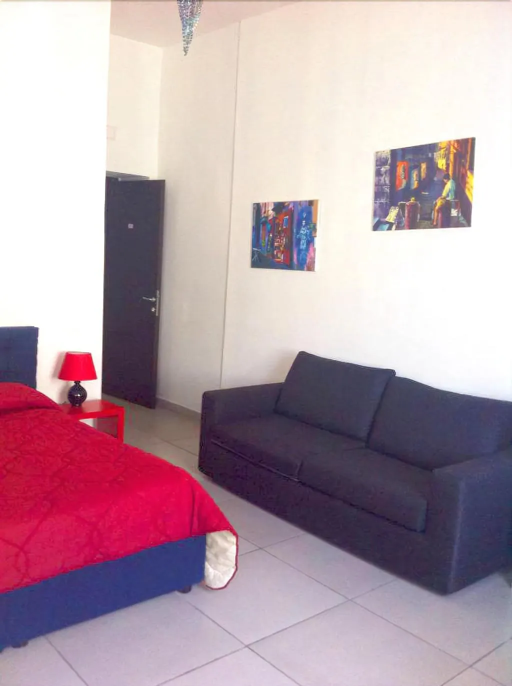 Room, Megaride Santa Lucia, Naples