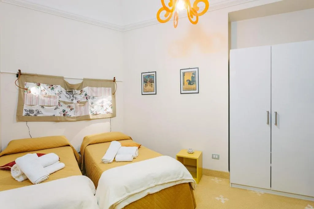 Room, Dimora Archimedea, Catania
