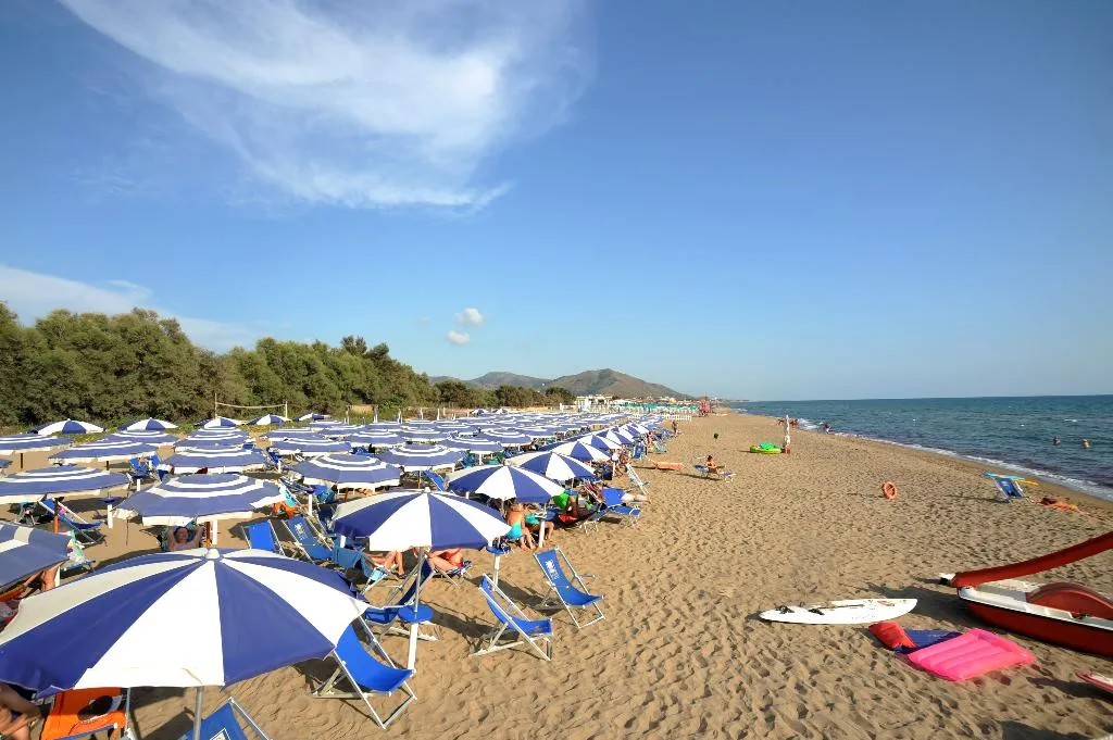 Beach, Marina Club Hotel, Naples