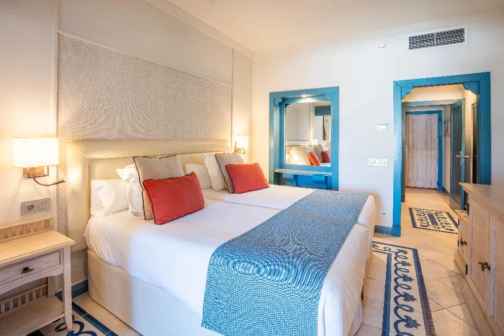 Double or Twin GARDEN VIEW Room, Hotel LIVVO Volcan Lanzarote, Lanzarote