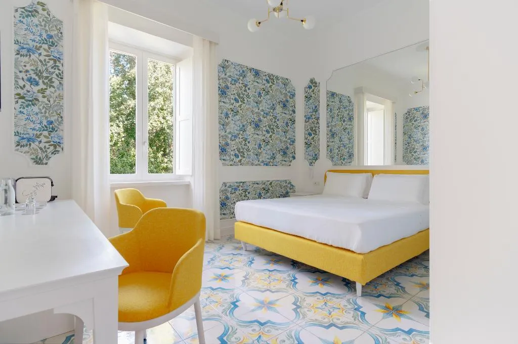 DOUBLE DELUXE Room, Relais Correale Rooms&Garden, Naples