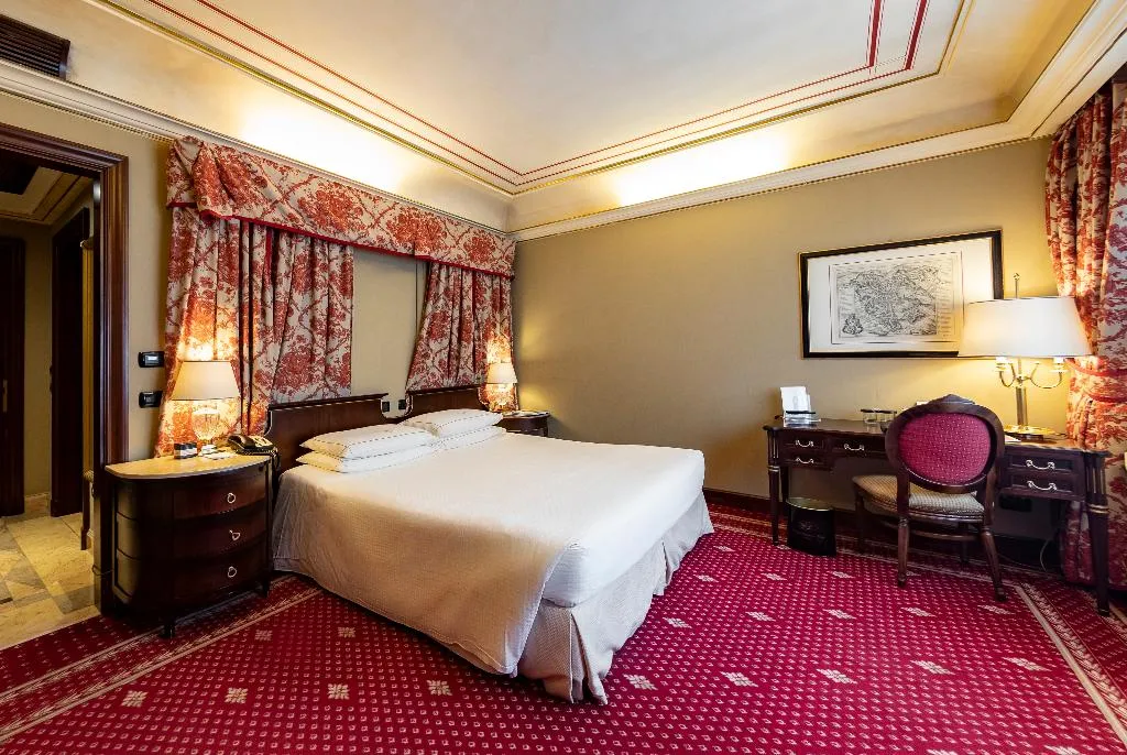 DOUBLE SUPERIOR Room, River Chateau, Rome