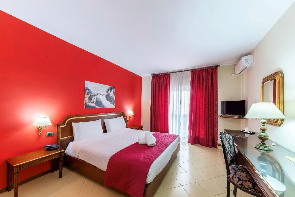 Double or Twin STANDARD Room, Sakura Hotel, Naples