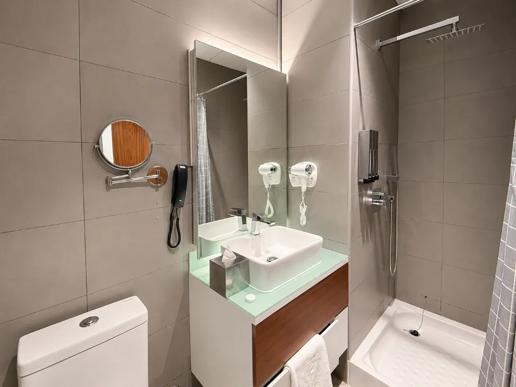 SINGLE STANDARD Room, E-Stay Hotel, Dubai