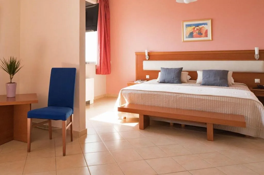 SUITE TWO BEDS Room, Acharnis Kavallari Hotel Suites, Athens