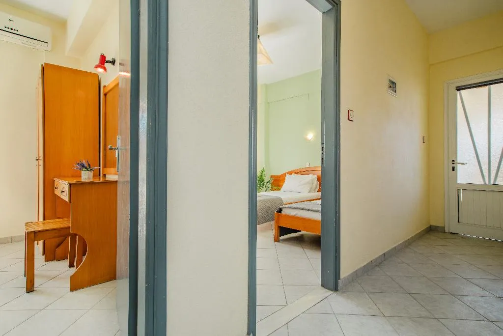 FAMILY ROOM COMFORT Room, Solena Studios Kavos, Corfu