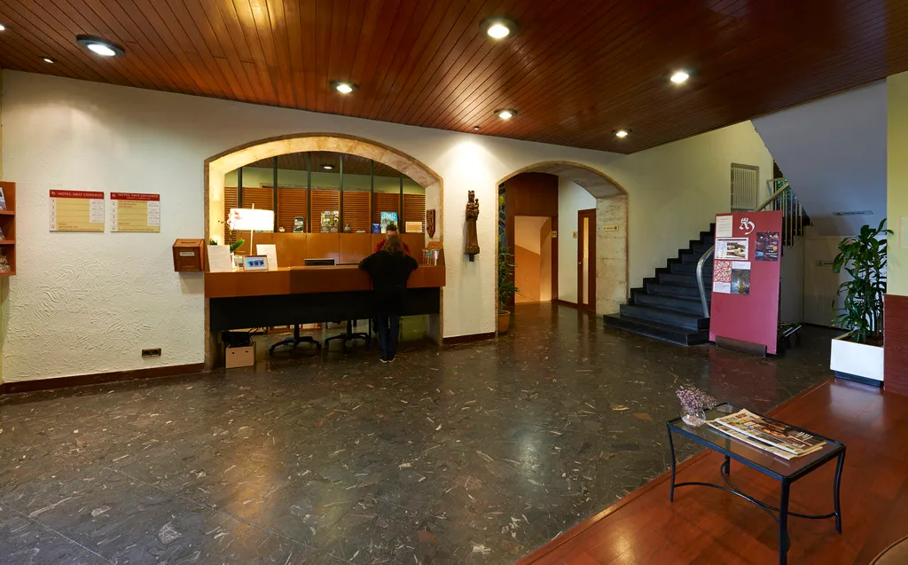 Lobby, Abat Cisneros, Barcelona