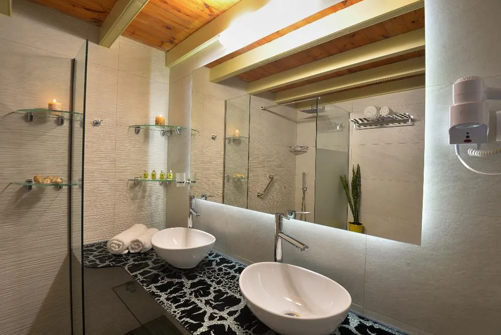 SUITE CAPACITY 5 Room, Fundana Villas, Corfu