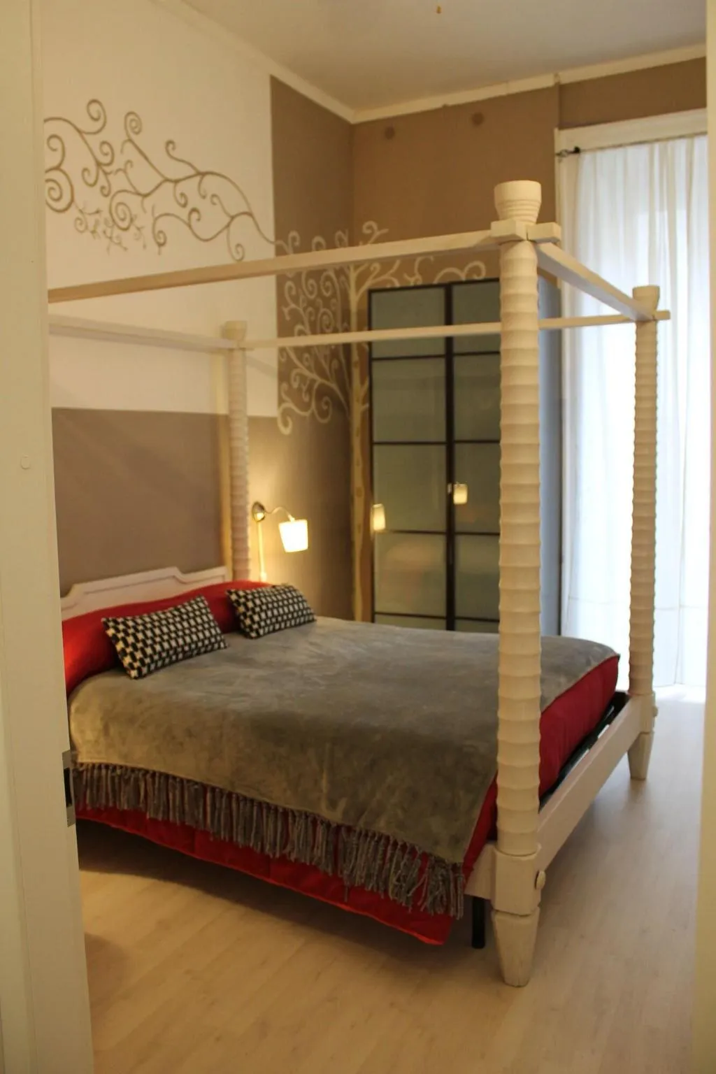 Room, B&B Al 68 di Piazza Cavour, Naples