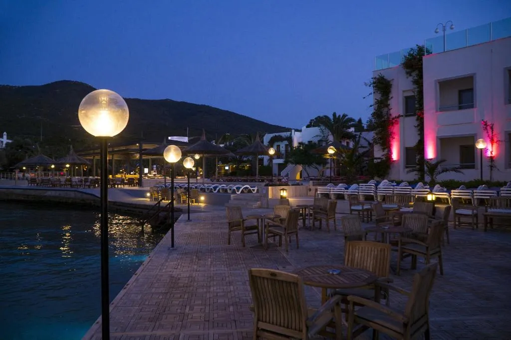 Bar, Samara, Bodrum