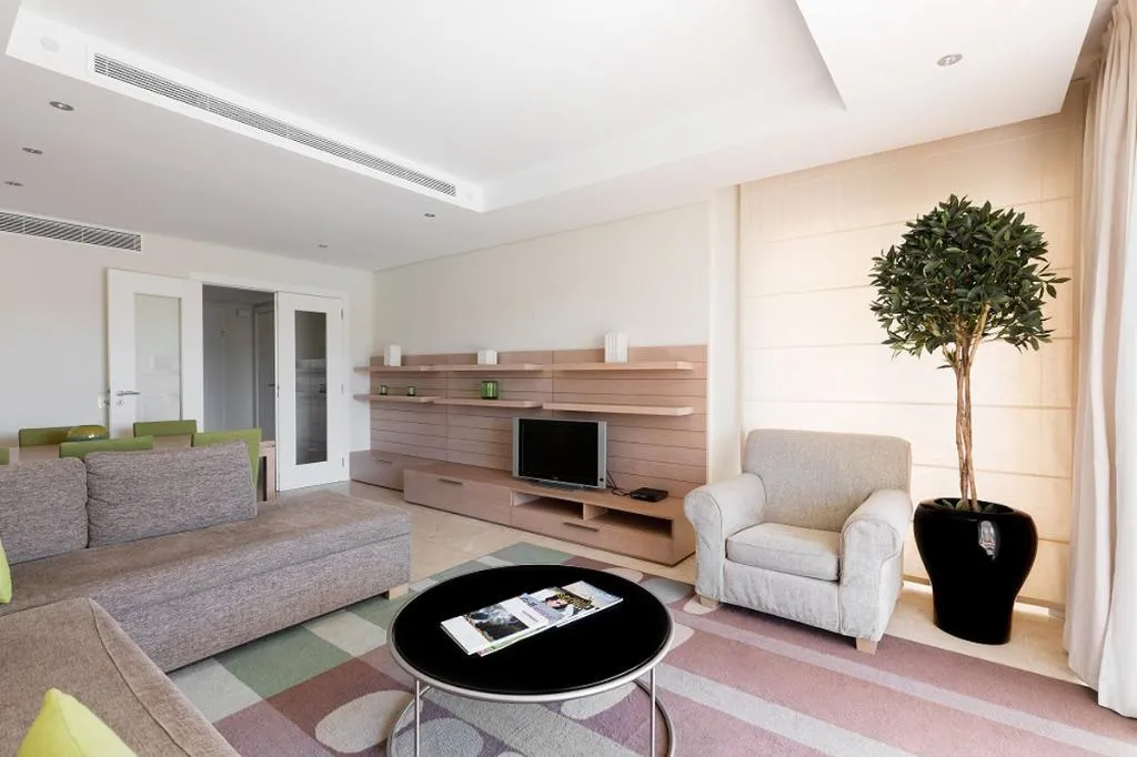 APARTMENT THREE BEDROOMS Room, As Cascatas Golf Resort and Spa Vilamoura, Algarve