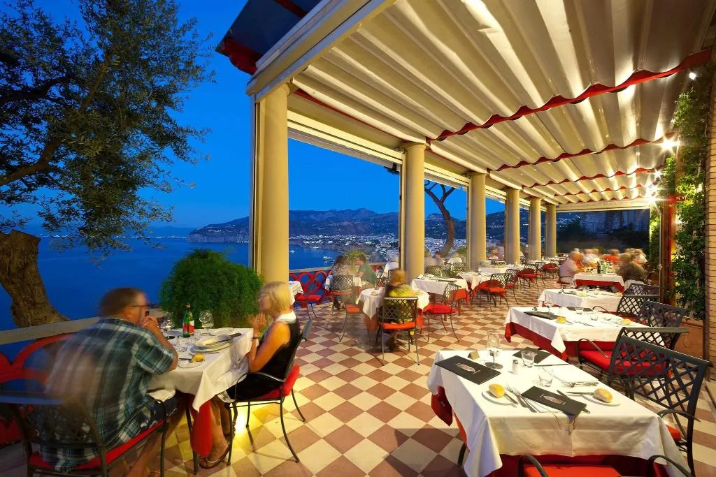 Restaurant, Minerva, Naples