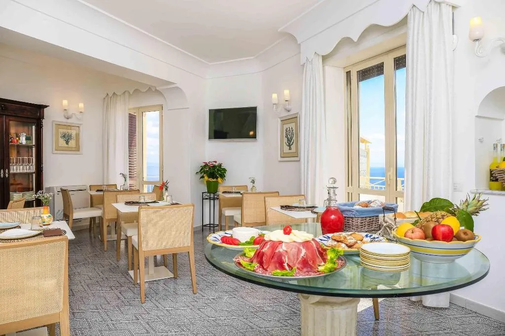 Restaurant, Al Pesce d'Oro, Naples
