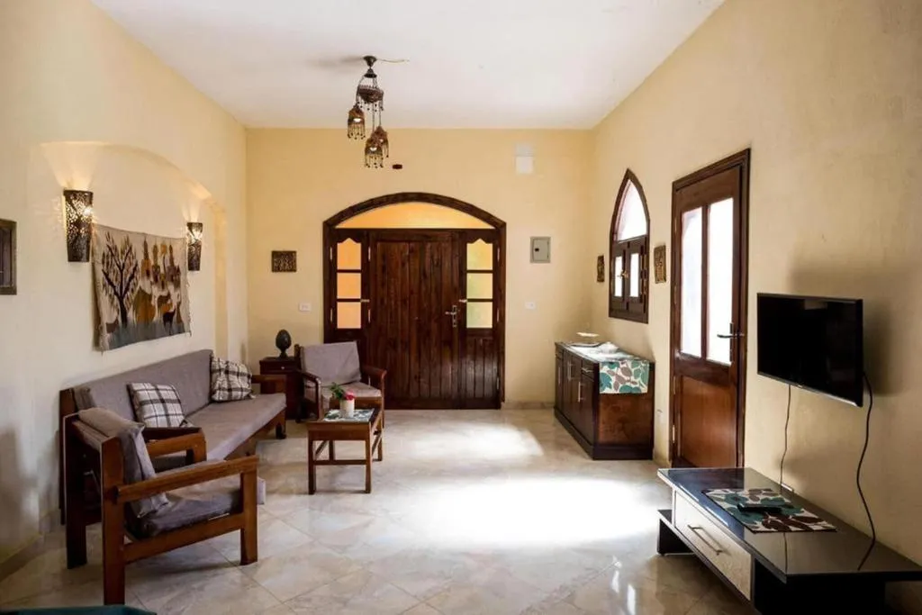Room, Nile Compound Hotel, Luxor