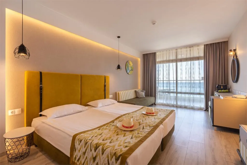 DOUBLE CLUB SEA VIEW Room, Grifid Hotel Encanto Beach, Varna