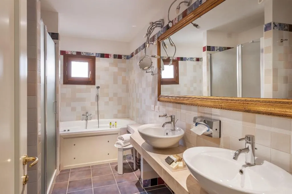 SUITE TWO BEDS Room, Villa San Paolo, Florence