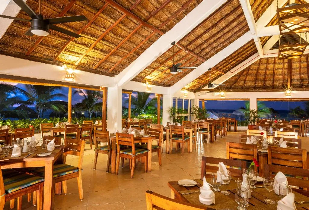 Restaurant, Krystal Cancun, Cancun Area