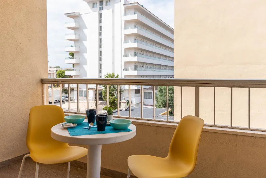 APARTMENT TWO BEDROOMS Room, Acapulco Apartments, Majorca