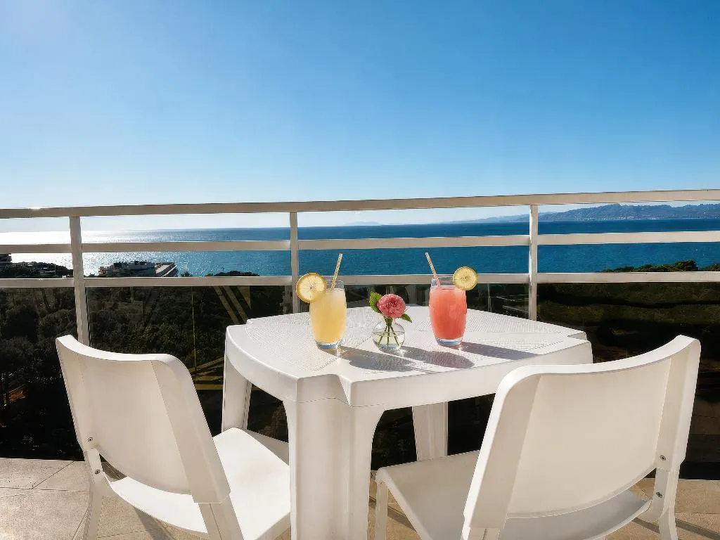 APARTMENT SEA VIEW ONE BEDROOM Room, SunClub Salou, Costa Dorada