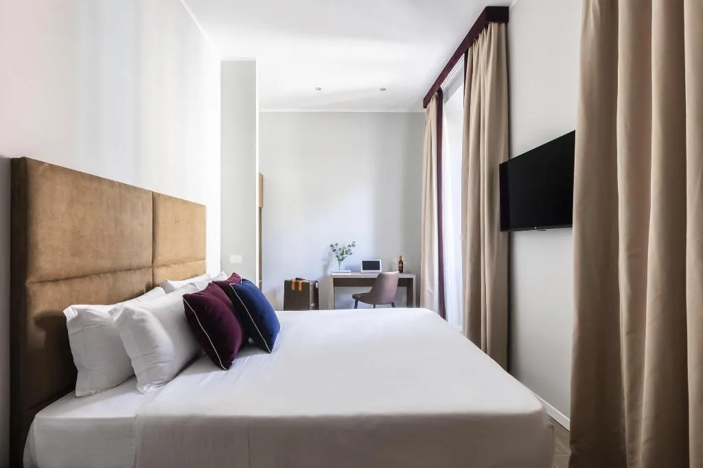 Room, Giubbonari Suites, Rome