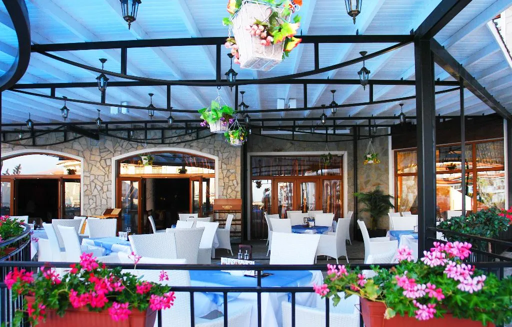 Restaurant, The Vineyards Spa Resort, Bourgas