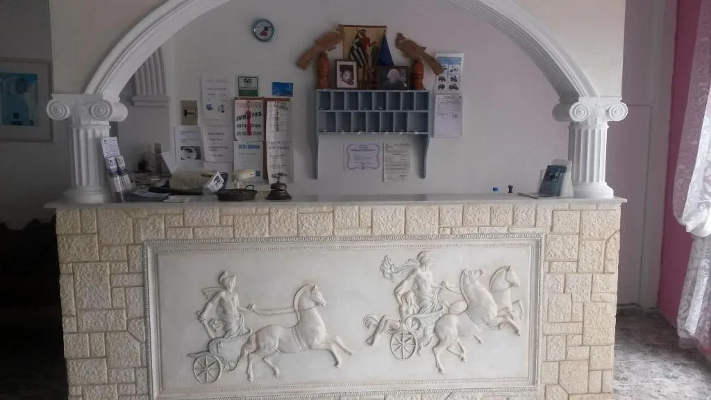 Lobby, Thirasia, Santorini