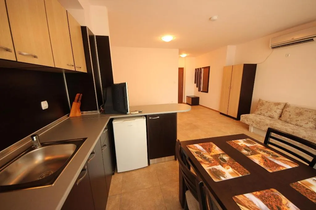 Room, Menada Grand Kamelia Apartments, Bourgas