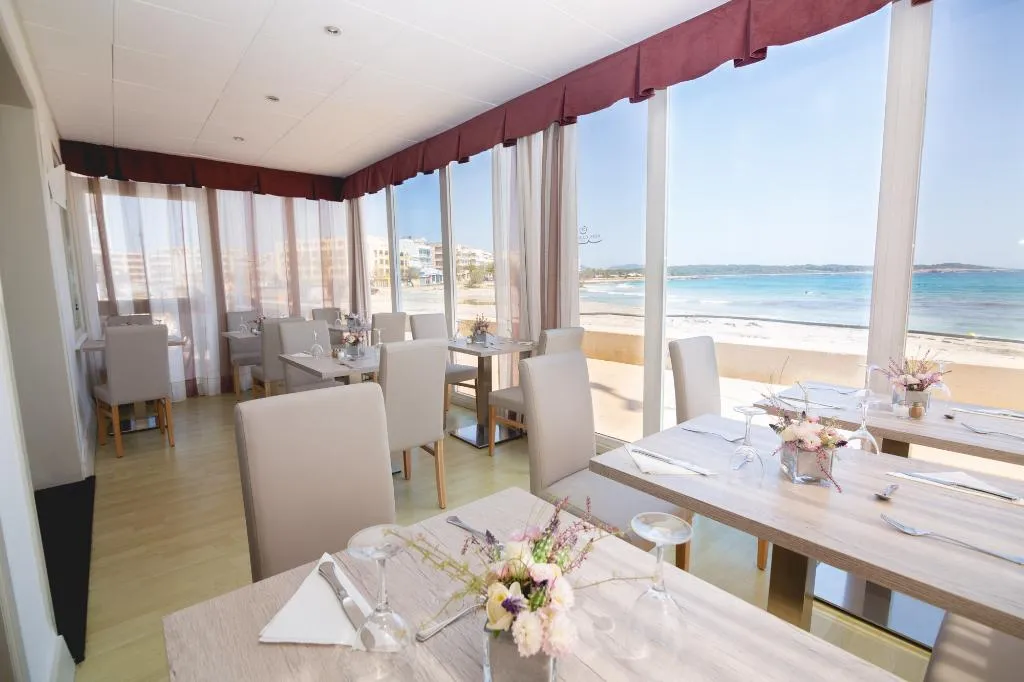 Restaurant, Club S'Illot, Majorca