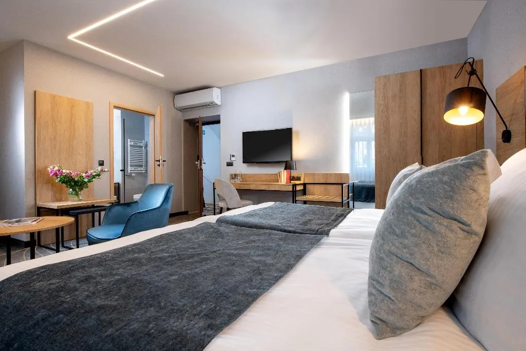 DOUBLE SINGLE USE DELUXE Room, M29, Krakow