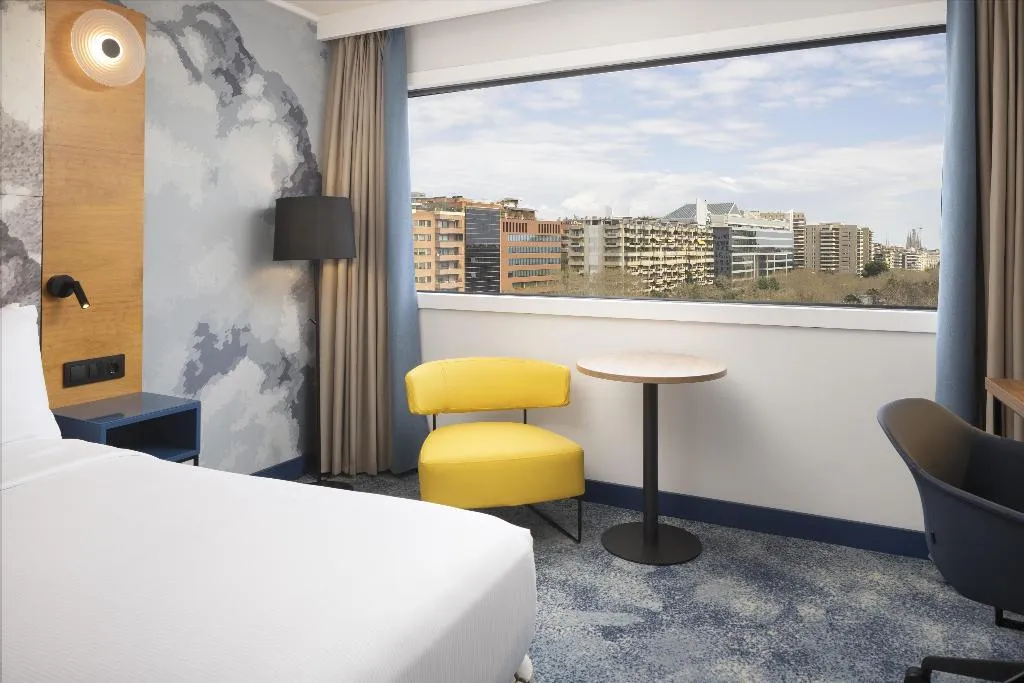 DOUBLE WITH VIEWS Room, Hilton Barcelona, Barcelona