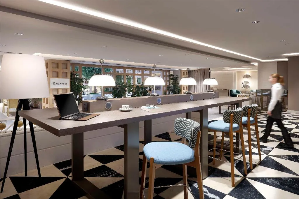Bar, Hyatt Regency Hesperia Madrid, Madrid