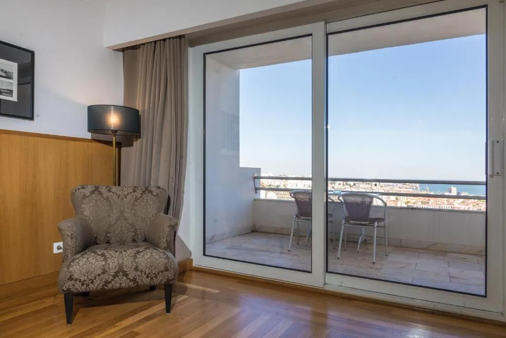 SUITE STANDARD Room, B&B HOTEL Sado Setúbal, Lisbon