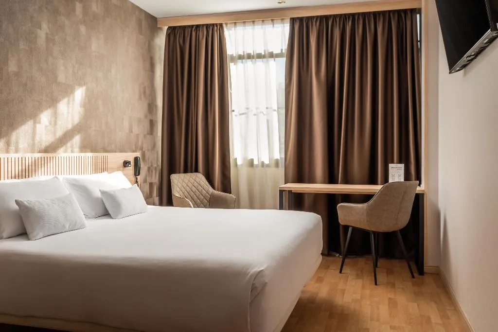 Double or Twin STANDARD Room, Petit Palace Eixample, Barcelona