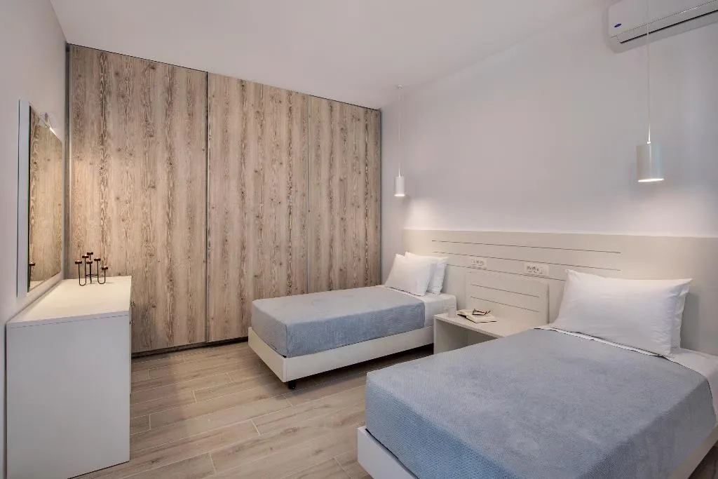APARTMENT CAPACITY 4 TWO BEDROOMS Room, Sienna Eco Resort, Santorini
