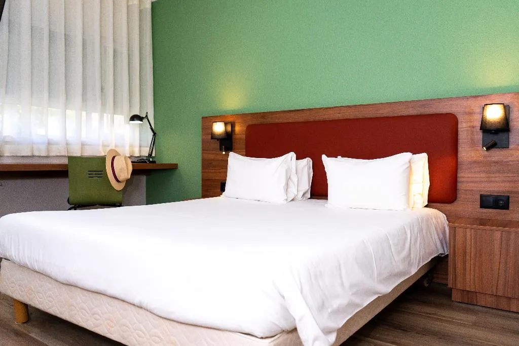 DOUBLE SUPERIOR Room, Campanile Setubal, Lisbon