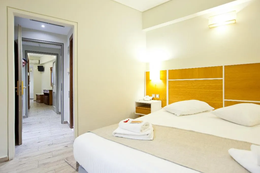 SUITE STANDARD Room, Fedriades Delphi, Athens