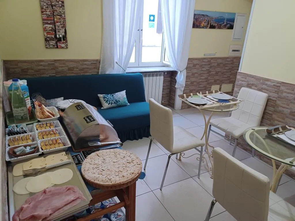 Restaurant, B&B Quattro Palazzi Napoli, Naples
