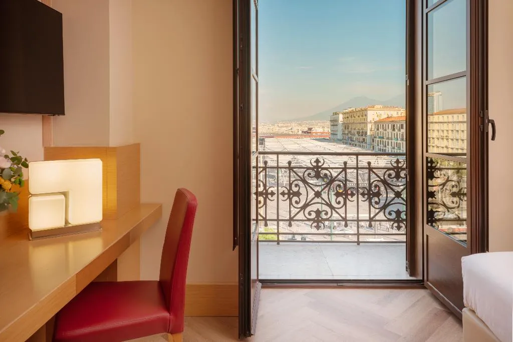 SINGLE CLASSIC Room, UNA HOTELS Napoli, Naples