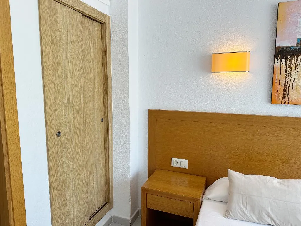 Double or Twin CAPACITY 4 Room, Hotel Selva Arenal, Majorca