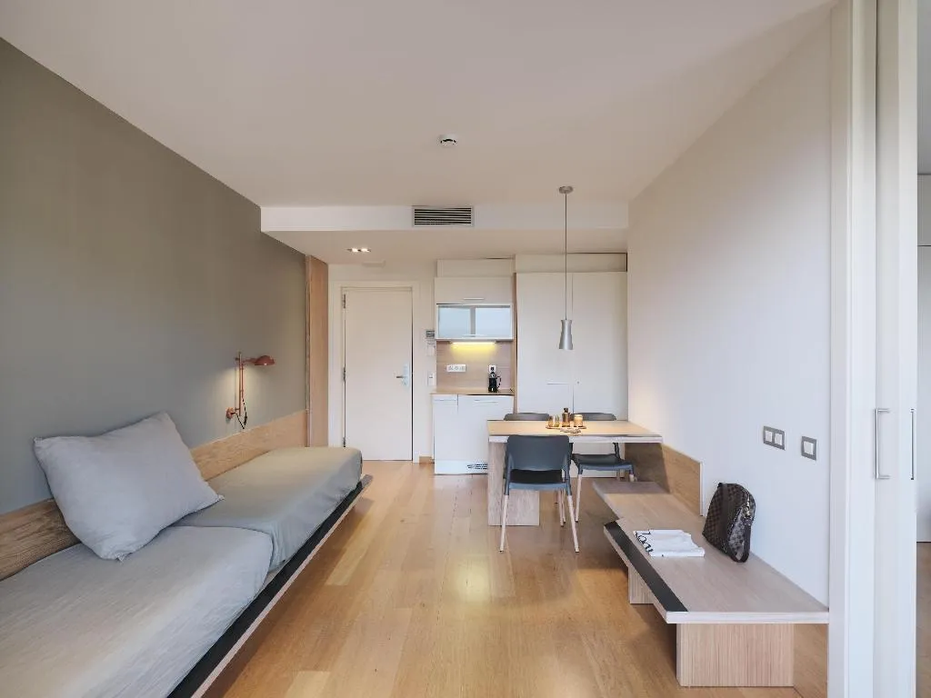 Room, Qgat Suites & Events, Barcelona