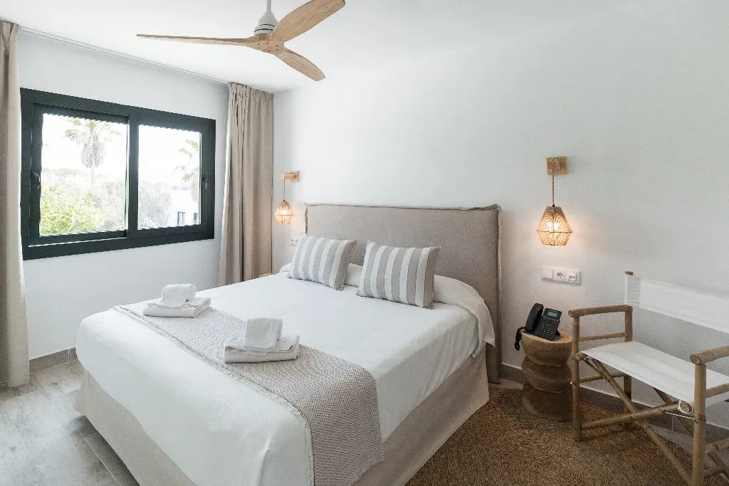 SUITE SEA VIEW Room, Beach Club, Menorca