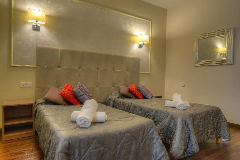 TWIN ECONOMY Room, Europa Hotel Malta, Malta