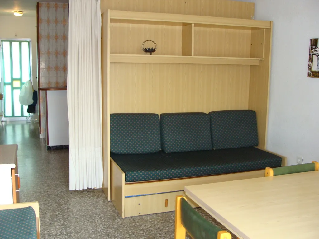 STUDIO CAPACITY 4 Room, Estudios Voramar, Valencia